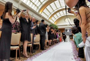 are-guests-ruining-your-wedding-pictures-and-videos-2